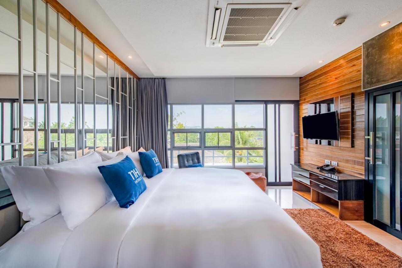 Nh Boat Lagoon Phuket Resort Екстер'єр фото