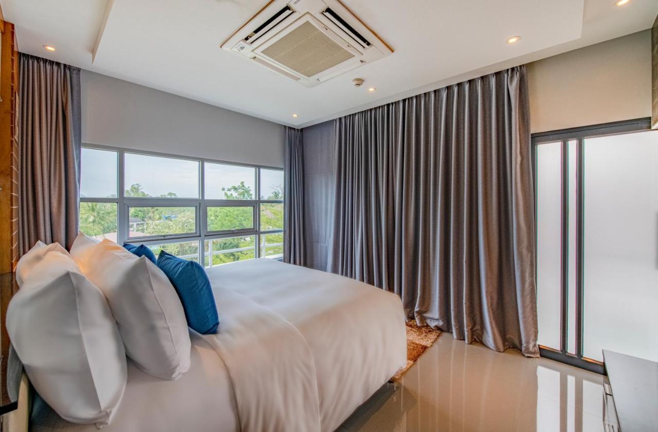 Nh Boat Lagoon Phuket Resort Екстер'єр фото