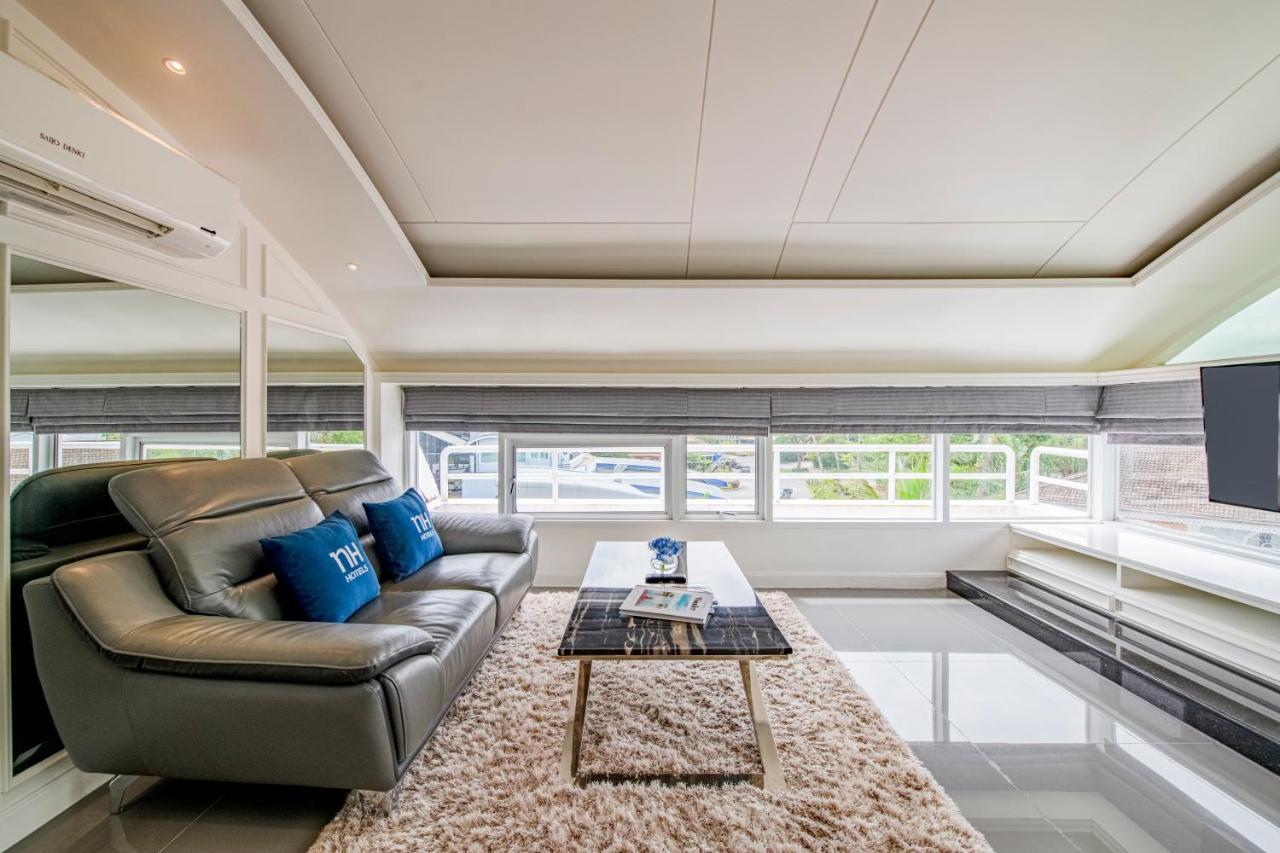 Nh Boat Lagoon Phuket Resort Екстер'єр фото